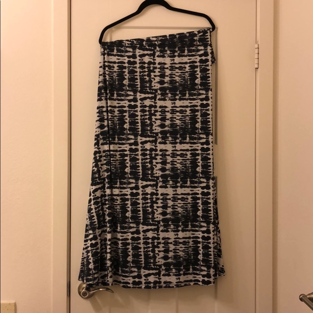 LulaRoe maxi skirt EUC